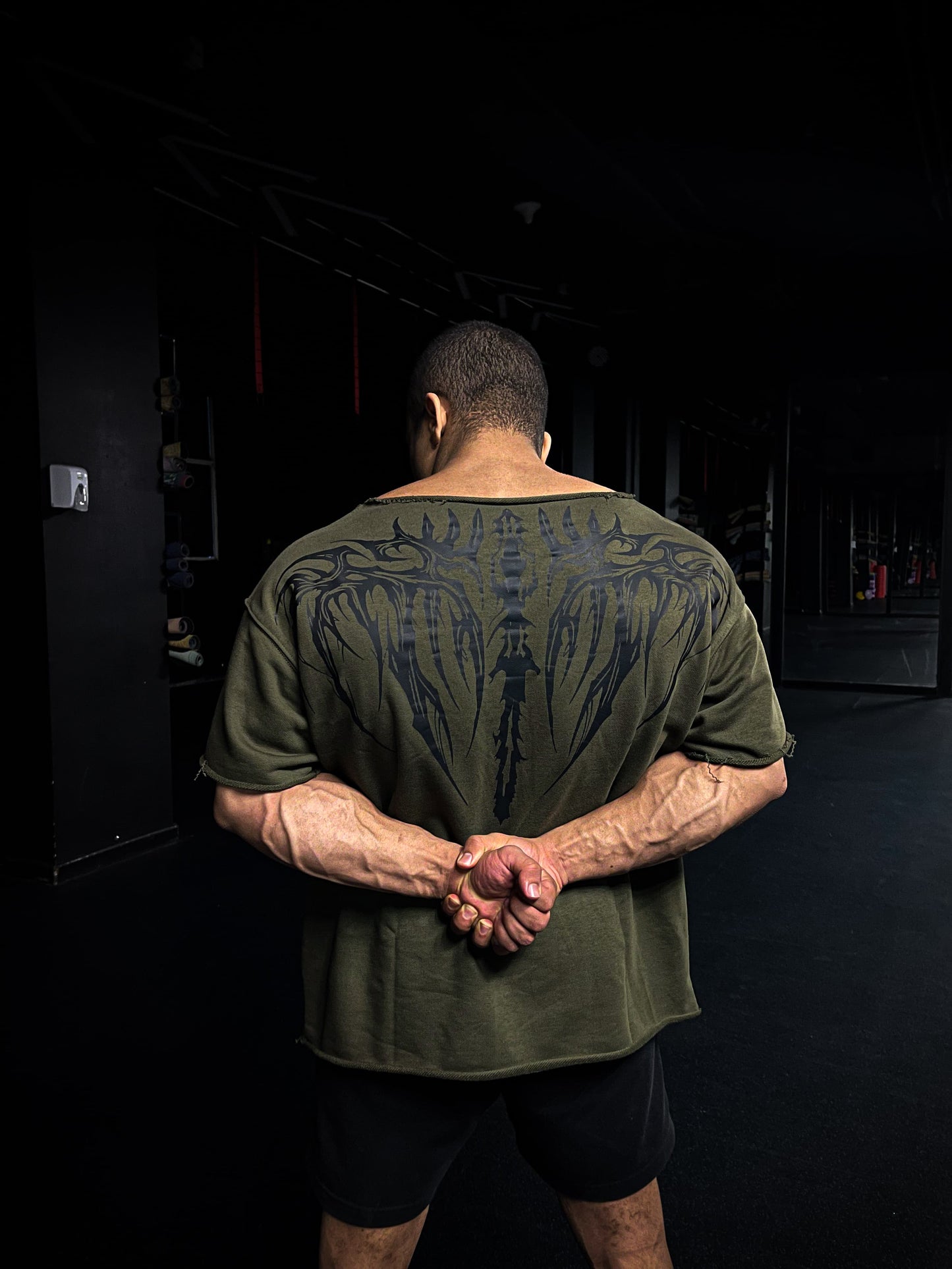 Wide Neck Oversized T-Shirt - Olive V1