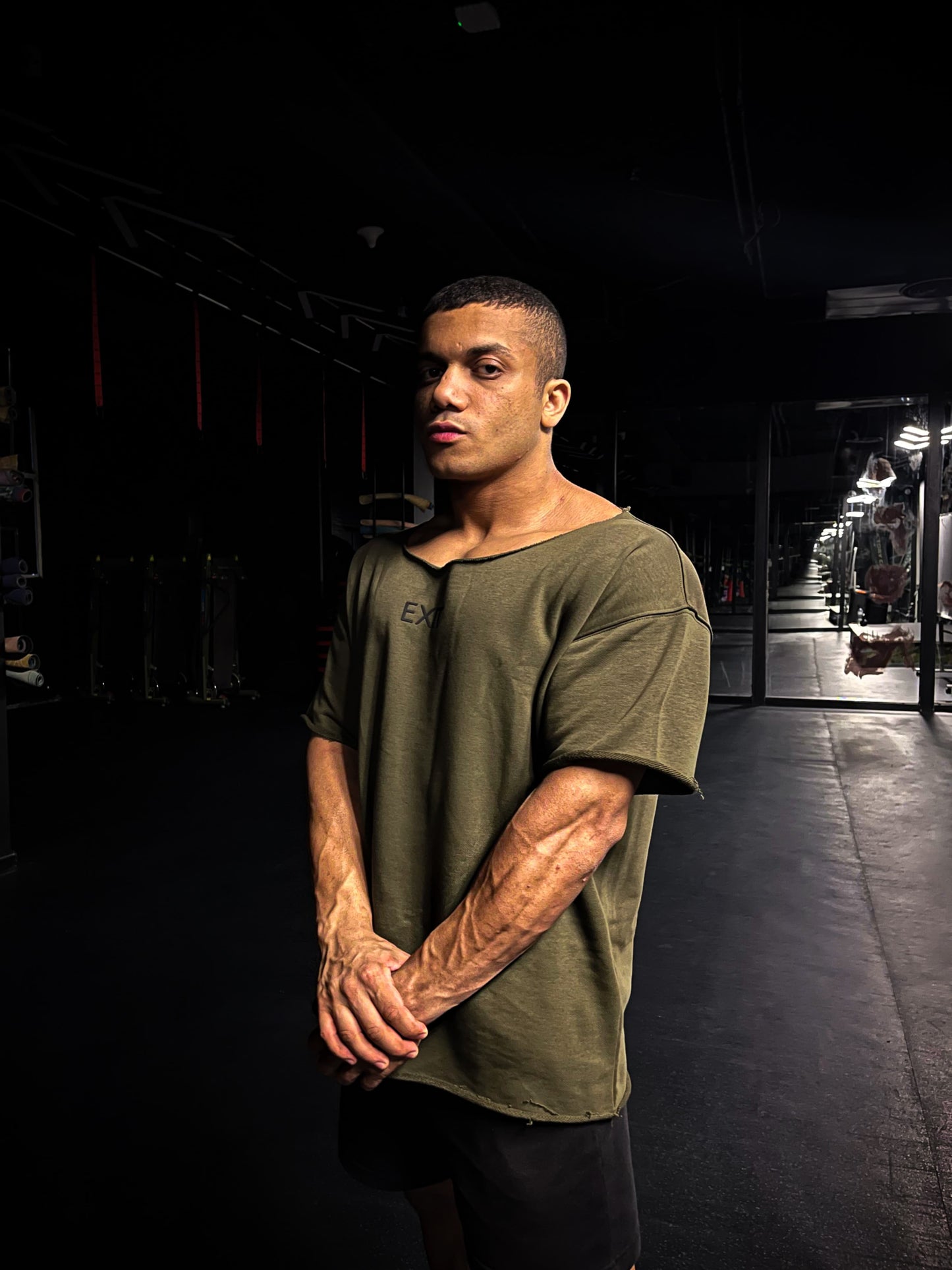 Wide Neck Oversized T-Shirt - Olive V1