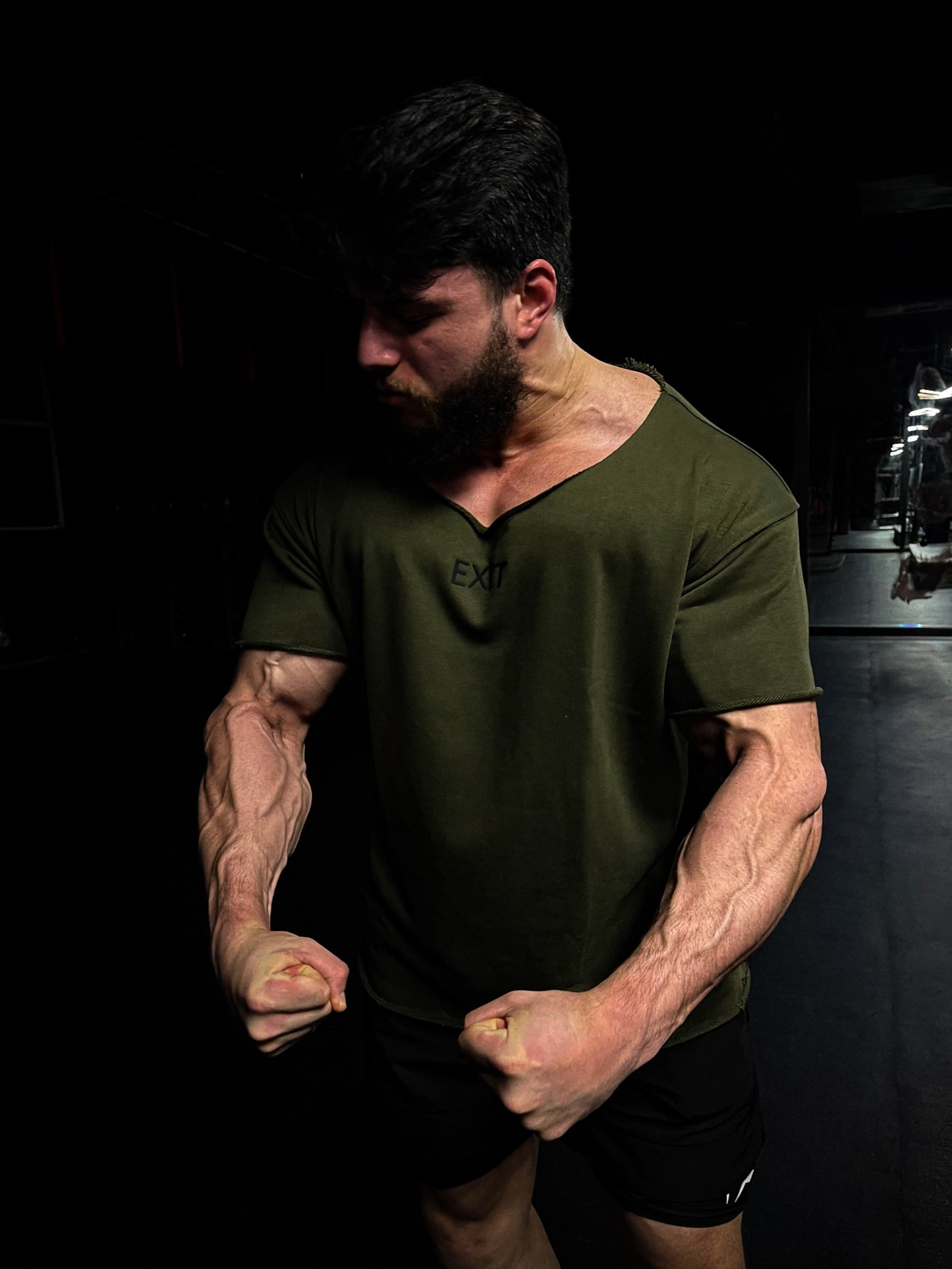 Wide Neck Oversized T-Shirt - Olive V1